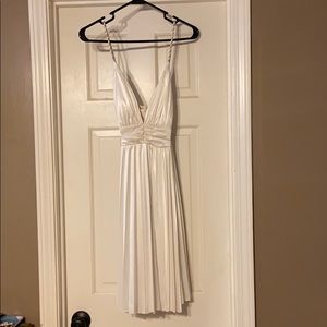 Beautiful Marilyn Monroe style dress. Worn once